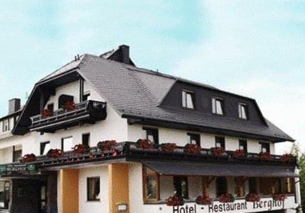 Hotel Restaurant Berghof Sohren Exteriör bild