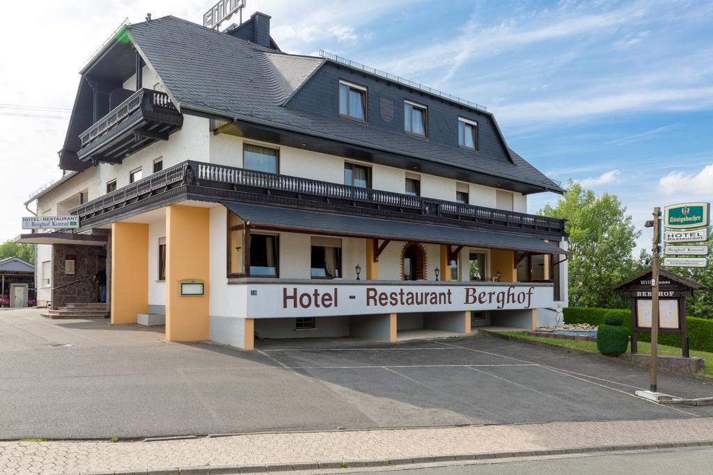 Hotel Restaurant Berghof Sohren Exteriör bild